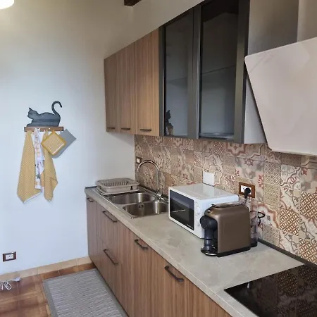 Tra Il Mare E I Monti Hébergement de vacances