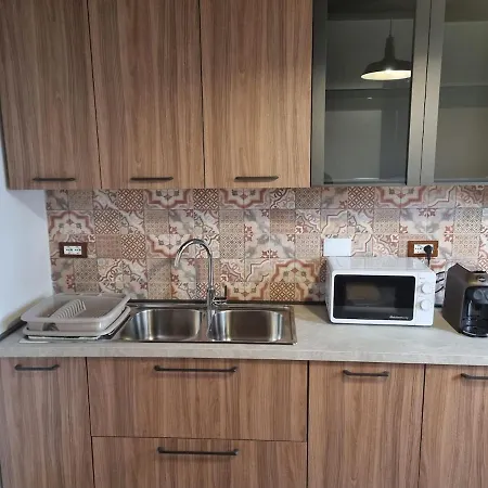 Tra Il Mare E I Monti Hébergement de vacances