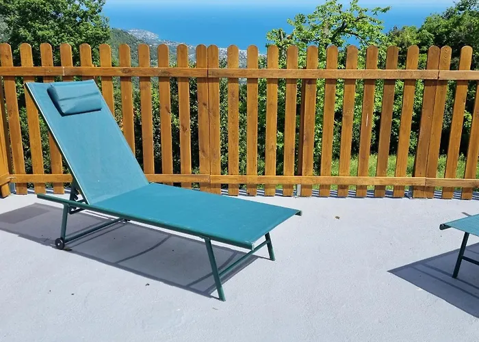 Tra Il Mare E I Monti Hébergement de vacances