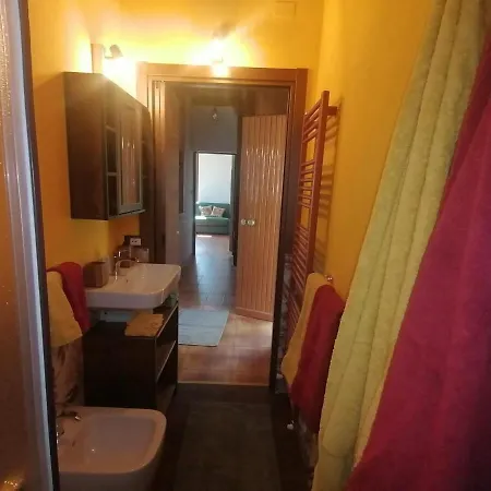 Tra Il Mare E I Monti سانريمو