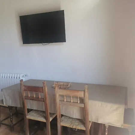 Tra Il Mare E I Monti