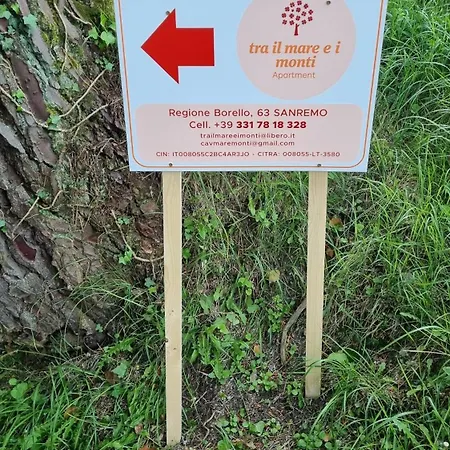 بيت للعطل Tra Il Mare E I Monti *