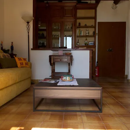 Holiday home Tra Il Mare E I Monti *