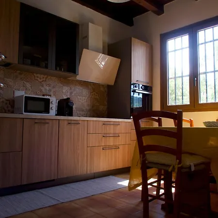 Tra Il Mare E I Monti Holiday home