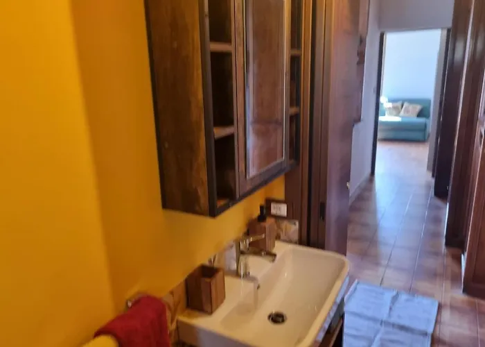 Holiday home Tra Il Mare E I Monti *