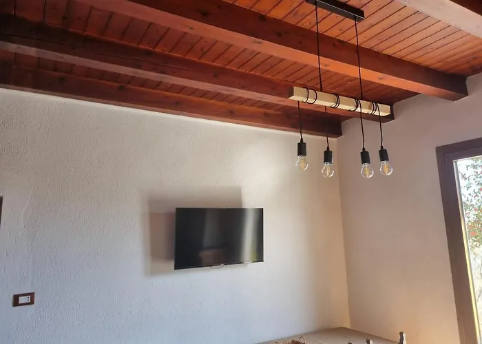 Tra Il Mare E I Monti *