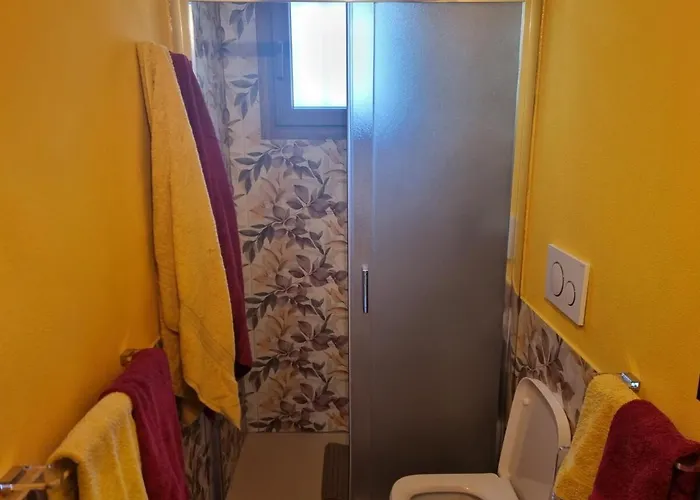 度假居 Tra Il Mare E I Monti 圣雷默