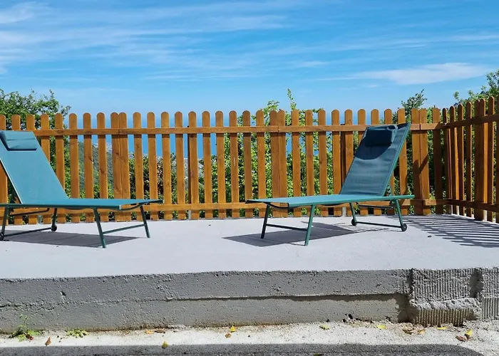 Tra Il Mare E I Monti *